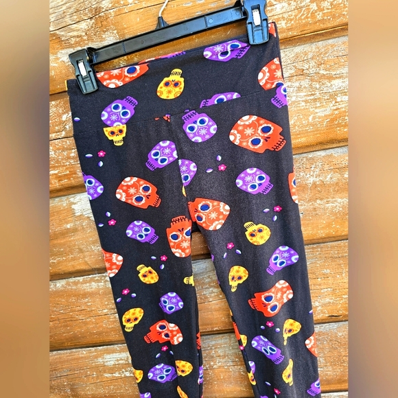 Lularoe Halloween Goth Sugar Skull Black, Purple & Orange Butter Soft Leggings - Picture 12 of 13